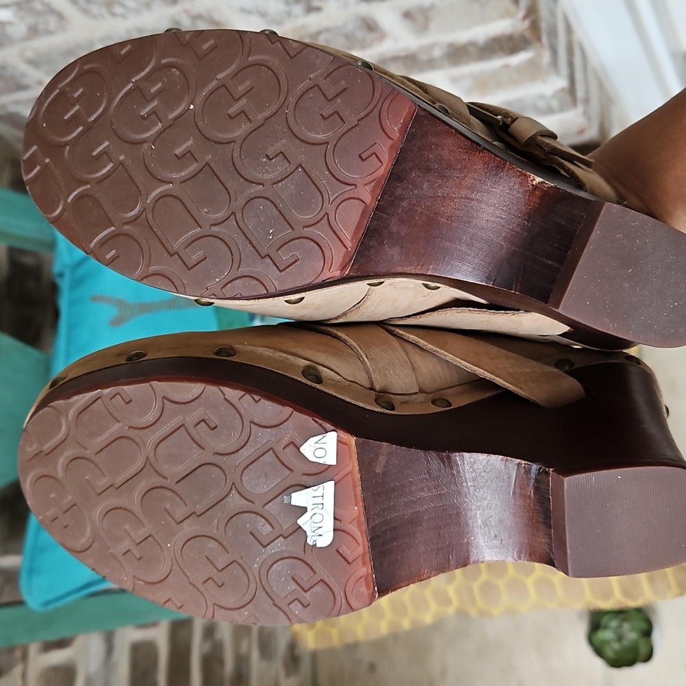 UGG Natalee Tan Leather Mules with Wooden Heel - Picture 5 of 5